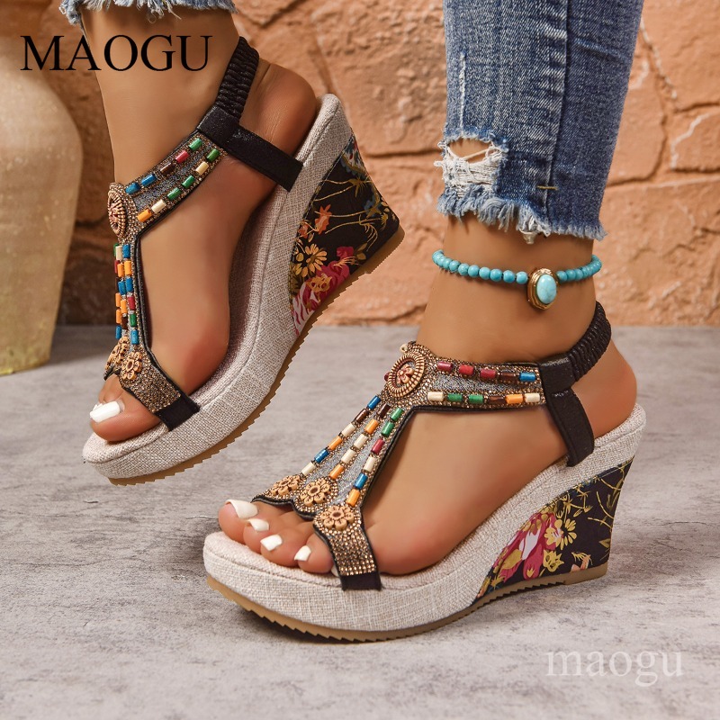 Sandały na koturnie w stylu bo – Ethnic Modern Fashion recenzja i cena
